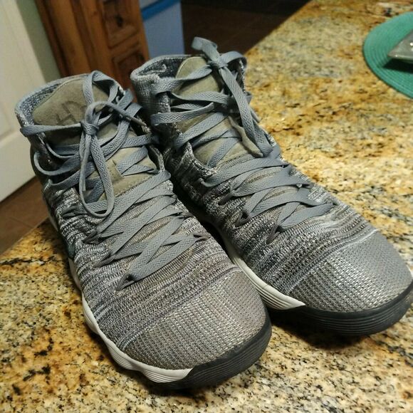 Nike Hyperdunk 2017 Flyknit Cool Gray Knit Shoes 917726-007 (Men’s Size 10.5) main image 4